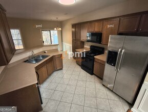 306 Creek Manor Way in Suwanee, GA - Building Photo - Building Photo