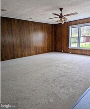 8608 Linton Hall Rd in Linton Hall, VA - Building Photo - Building Photo