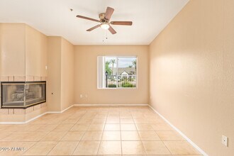 2929 W Yorkshire Dr in Phoenix, AZ - Foto de edificio - Building Photo