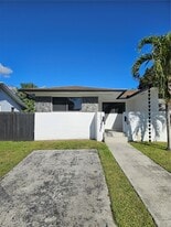 20541 SW 92nd Pl in Cutler Bay, FL - Building Photo