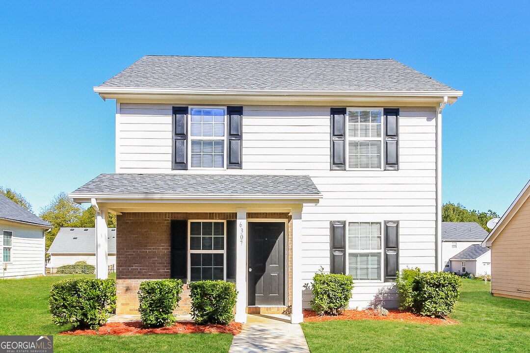 6307 Avery St SW in Covington, GA - Building Photo