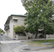 5908 Tujunga Ave Apartments