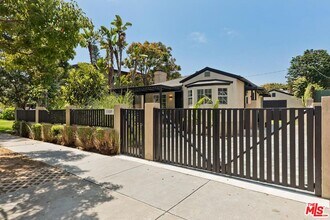 1509 Pearl St in Santa Monica, CA - Building Photo - Building Photo