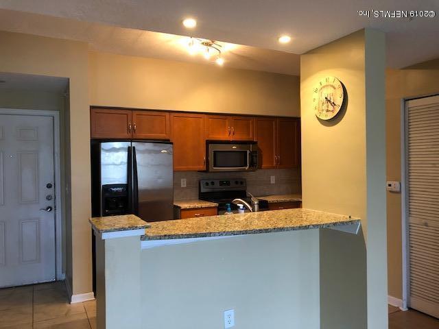 10435 Mid Town Pkwy in Jacksonville, FL - Foto de edificio - Building Photo