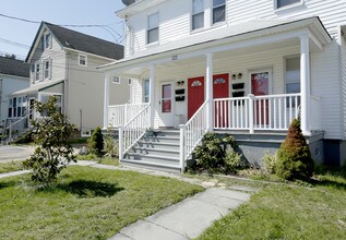222 Edwards Ave in Long Branch, NJ - Foto de edificio - Building Photo