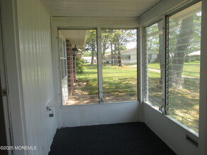 1236D Hamilton Ct in Lakewood, NJ - Building Photo - Building Photo