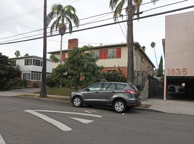 1825 Taft Ave in Los Angeles, CA - Building Photo - Building Photo