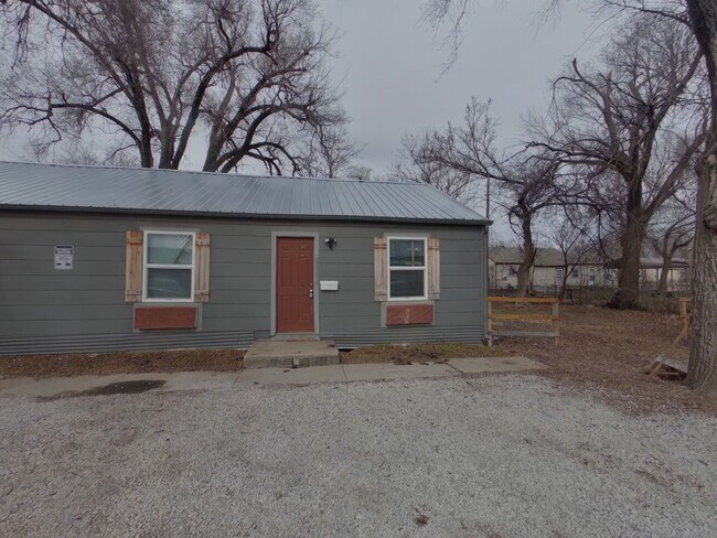 property at 2885 S Davidson St