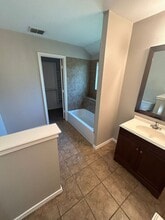 3536 Vilbig Rd in Dallas, TX - Building Photo - Building Photo