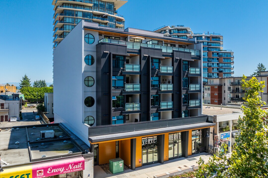 Verve in White Rock, BC - Building Photo