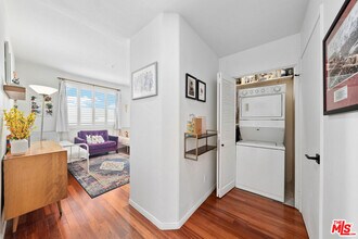 1522 S Saltair Ave in Los Angeles, CA - Building Photo - Building Photo