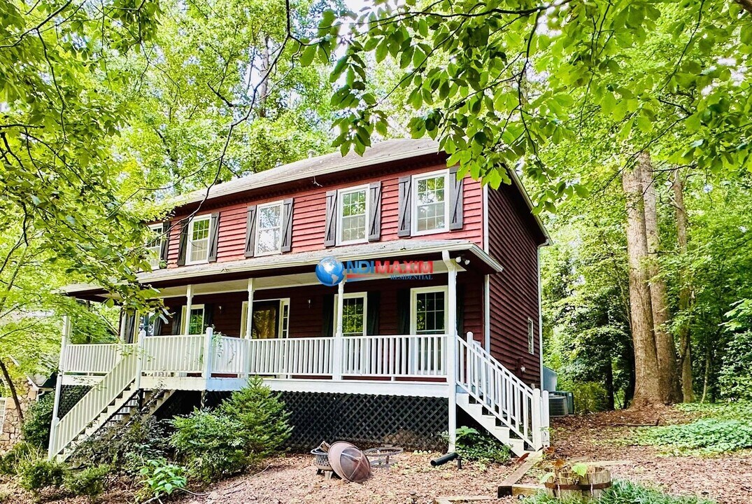 2654 Forest Glen Dr NE in Marietta, GA - Foto de edificio