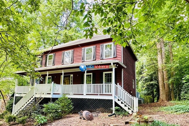 property at 2654 Forest Glen Dr NE