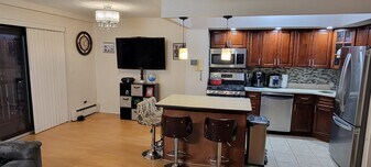 9229 Queens Blvd, Unit 11D in Rego Park, NY - Building Photo