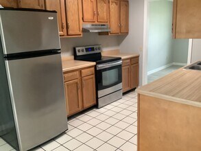 400 Northwood Dr in Murray, KY - Building Photo - Building Photo