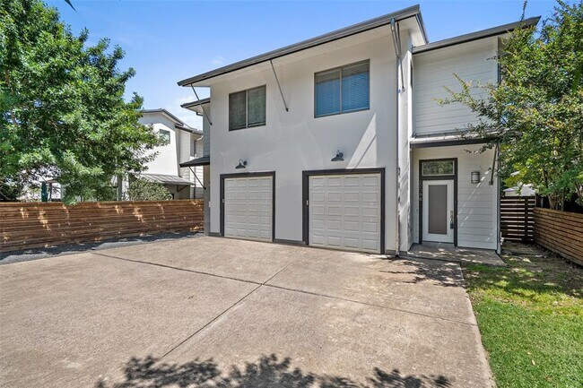 property at 2209 Thornton Rd