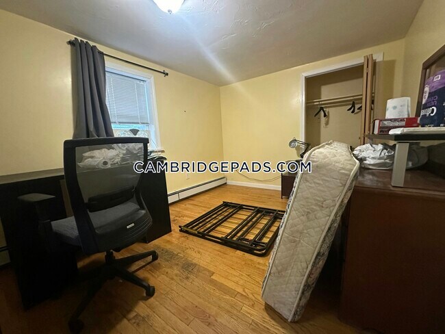 40 Plymouth St in Cambridge, MA - Building Photo - Building Photo