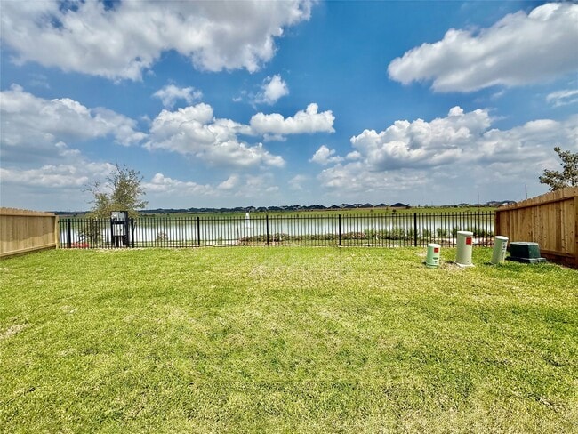 30422 Brixton Village St in Fulshear, TX - Building Photo - Building Photo
