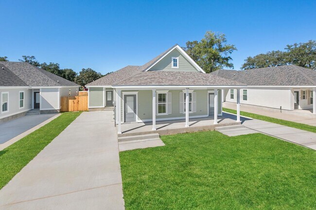 518 Main St in Belle Chasse, LA - Building Photo - Building Photo