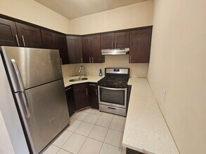 64 Buffalo Ave, Unit #3 in Brooklyn, NY - Building Photo - Building Photo