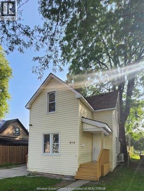 property at 814 Langlois Ave