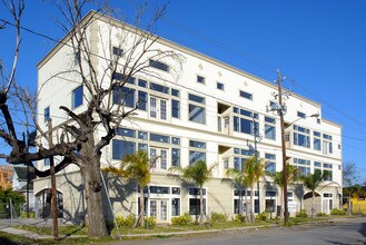 4402 Lillian St in Houston, TX - Building Photo - Building Photo