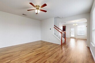 17308 Crazy Arm Rd in Round Rock, TX - Building Photo - Building Photo