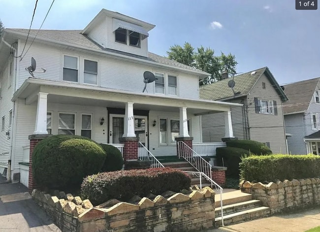 property at 113-115 S Rebecca Ave