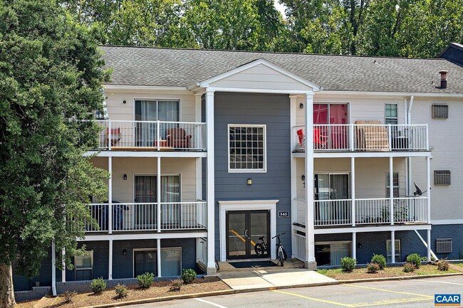 545 Burgoyne Rd