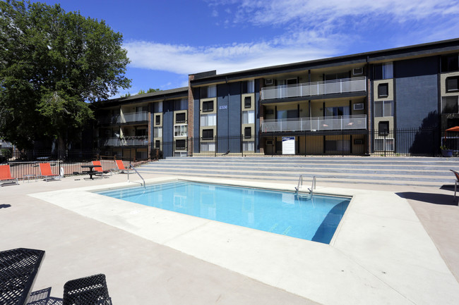 Aviator Apartments in Colorado Springs, CO - Foto de edificio - Building Photo