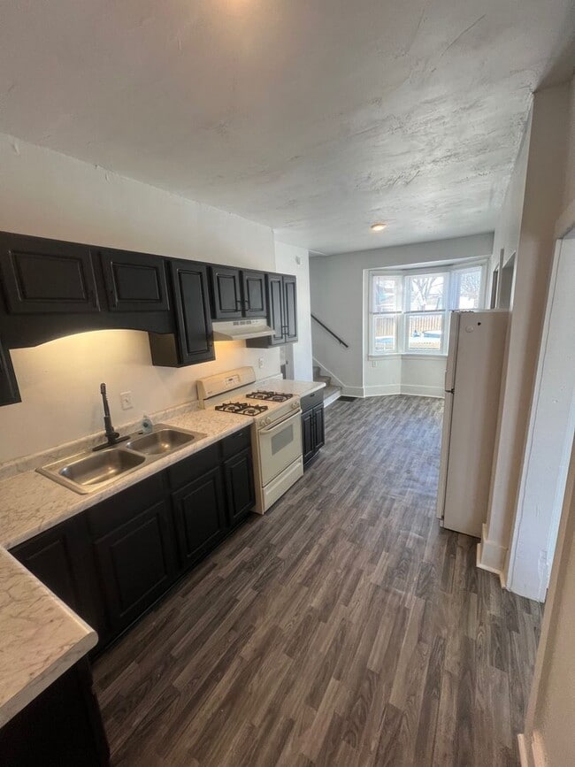 1321 Church St in Marinette, WI - Building Photo - Building Photo