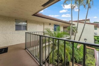 8790 Holly Ct in Tamarac, FL - Building Photo - Building Photo