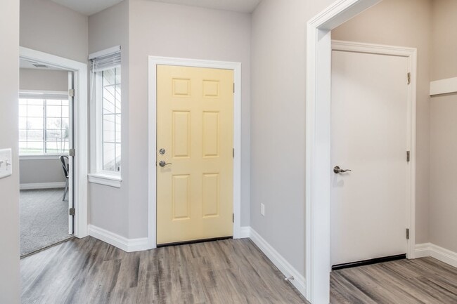 5169 N Villa Pl in Bel Aire, KS - Building Photo - Building Photo