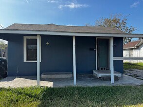 233 Blevins St in Corpus Christi, TX - Building Photo - Building Photo