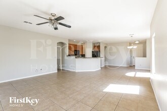 17650 N 30th St, Unit Unit 1108 in Phoenix, AZ - Building Photo - Building Photo