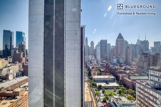 550 W 54th St in New York, NY - Building Photo - Building Photo