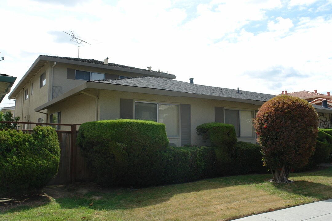 360 Richfield Dr in San Jose, CA - Building Photo