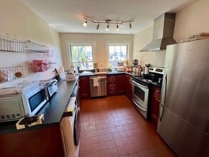 14 Chestnut St, Unit 4 in Boston, MA - Building Photo - Building Photo