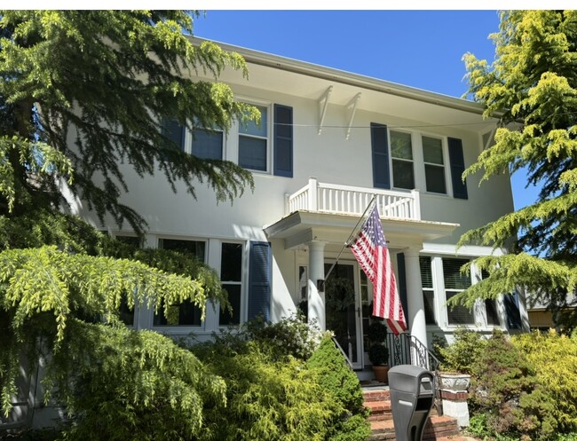 property at 104 S Clinton Ave