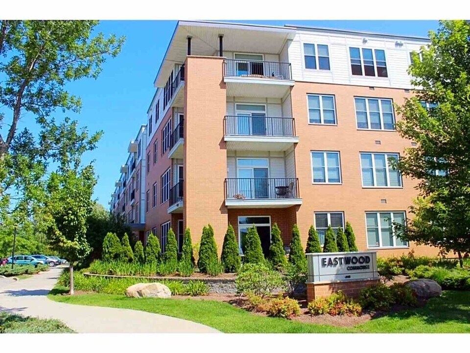 410 Farrell St in South Burlington, VT - Building Photo