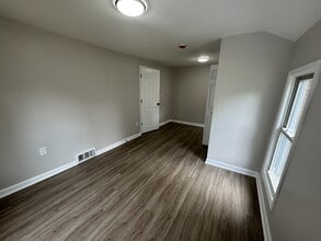 2423 Walnut St in Port Huron, MI - Building Photo - Building Photo