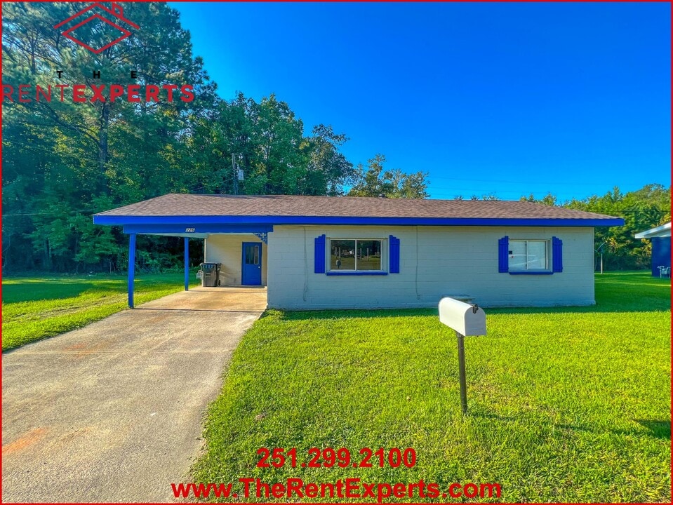 226 Hildersheim Dr in Prichard, AL - Building Photo