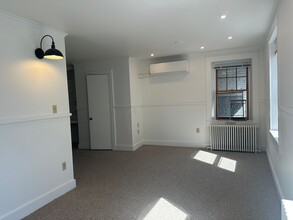 116 Front St in Bath, ME - Building Photo - Building Photo
