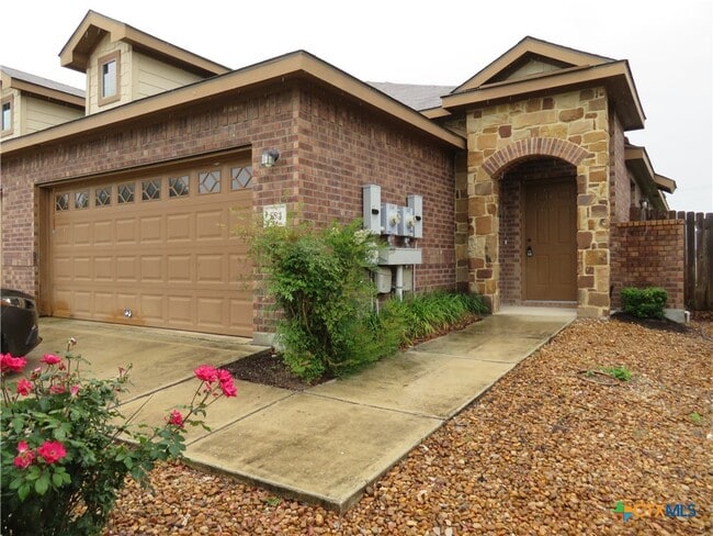 property at 681 Creekside Cir