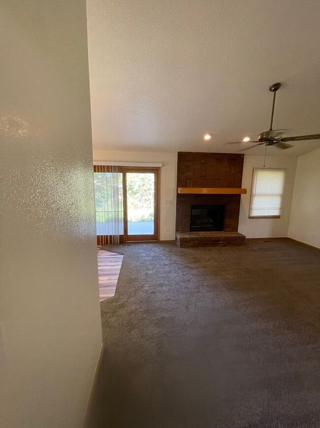 2315 43rd Ave Ct in Greeley, CO - Building Photo - Building Photo