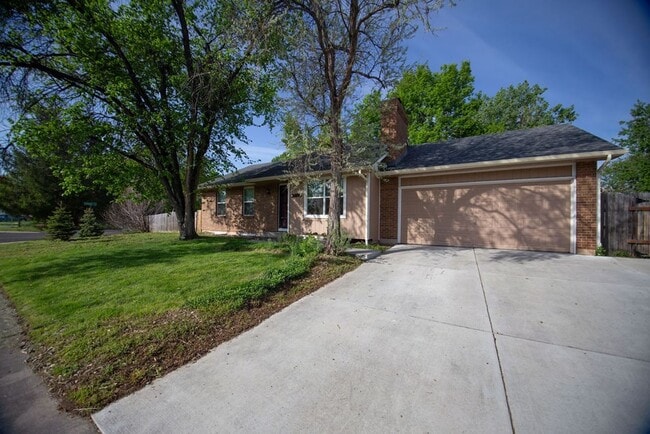 property at 2307 Hampshire Rd