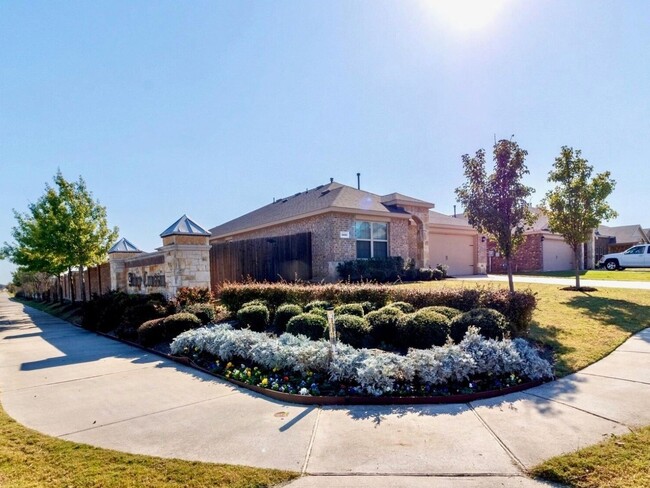 property at 1407 Pampa Grass Dr