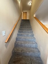 1665 Old Pioneer Way in Fairbanks, AK - Building Photo - Building Photo