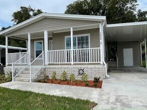 7435 Granada Ave in New Port Richey, FL - Building Photo - Building Photo