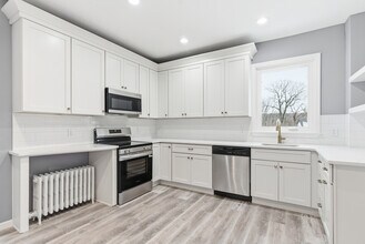 20 McGregor Ave, Unit 1 in Mount Arlington, NJ - Foto de edificio - Building Photo